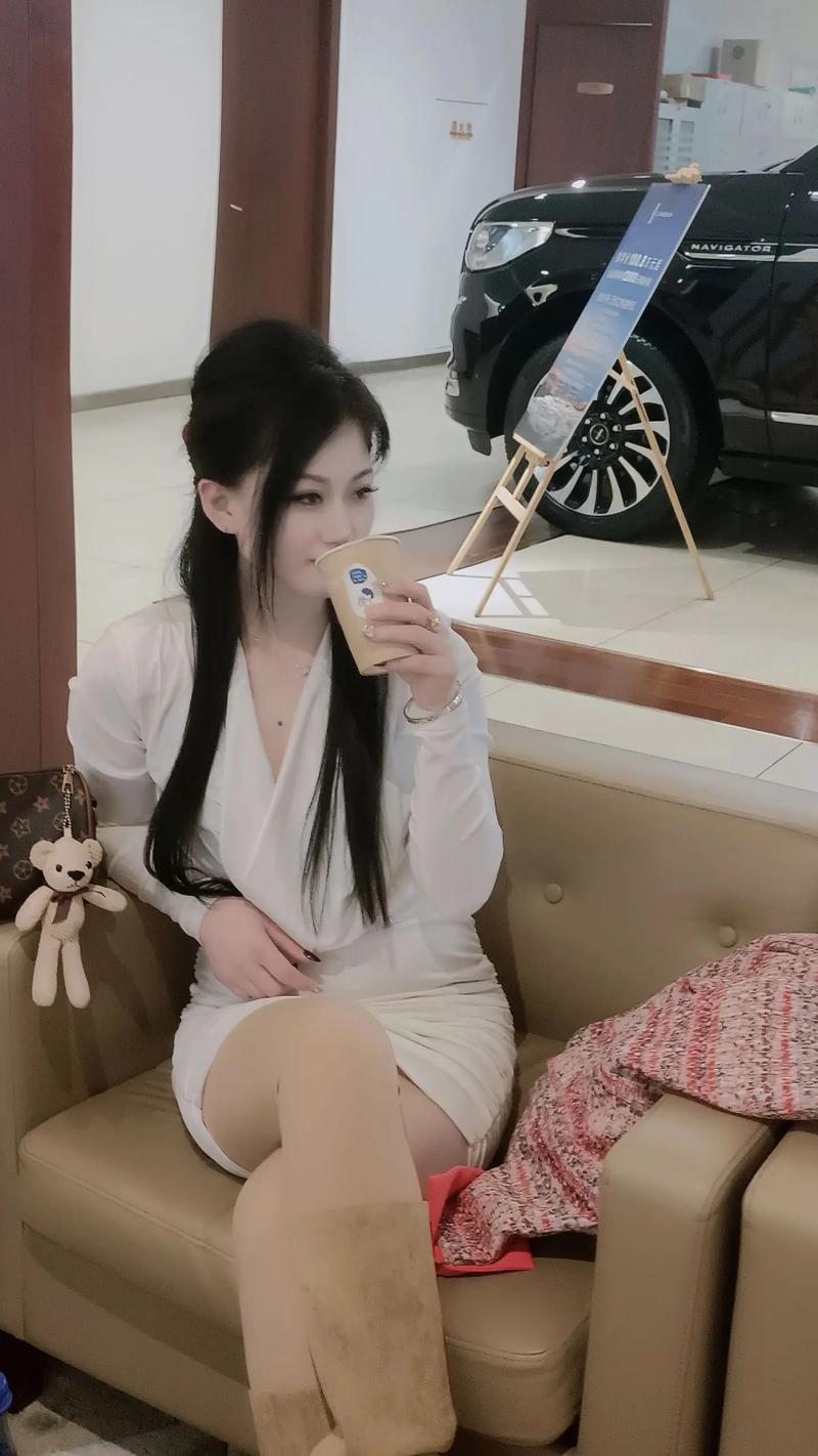 邓超电视剧被富婆看上 邓超电视剧被富婆看上