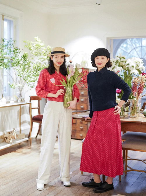 镂空礼服明星(明星镂空裙装)